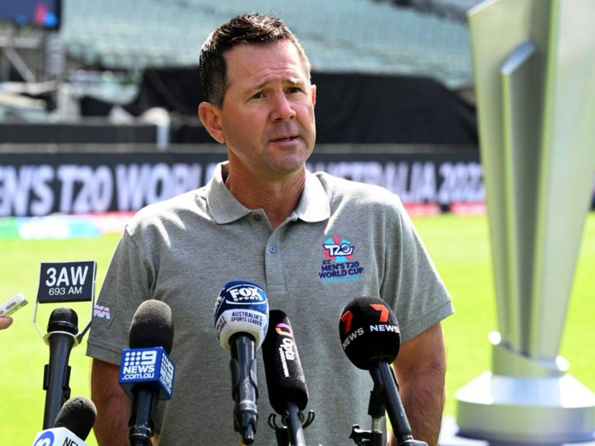 Ricky Ponting Rushed To Hospital For Suspected Heart Attack | Live Updates
